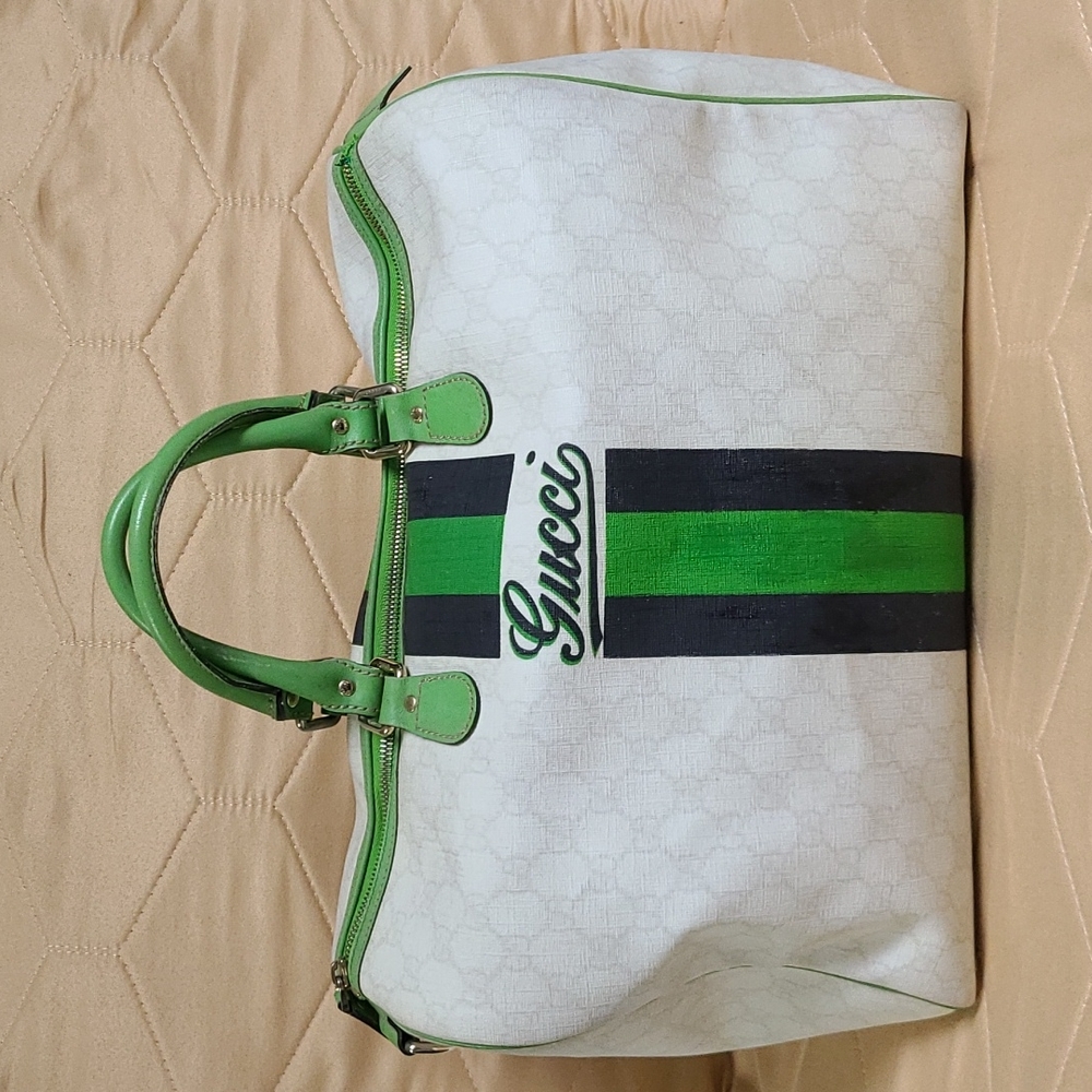 💯 Authentic Gucci Handbag 🍀